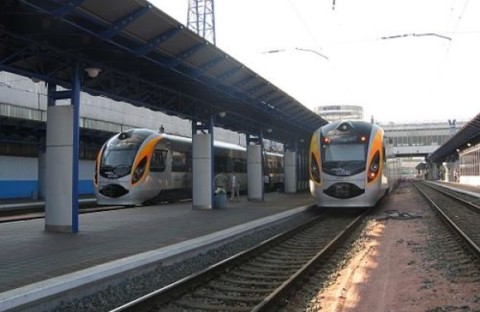 Від польського кордону до Львова прокладуть євроколію, якою поїде потяг до Варшави