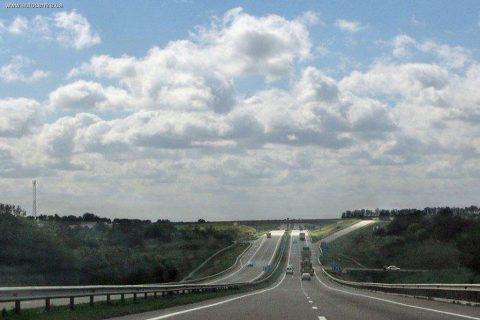 Польські фірми відремонтують українські автошляхи