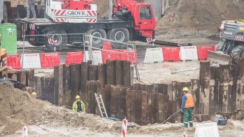 Нові вимоги працевлаштування іноземців у Польщі. Зміни торкнуться і працівників, і підприємців.