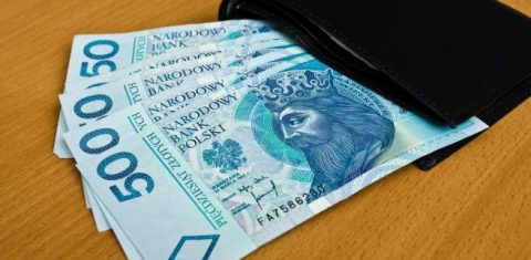 Грудневі зарплати в Польщі були найбільшими за всю історію