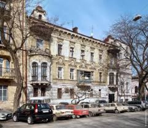 Здається кімната, терміново!