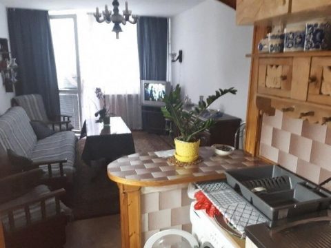 Трикімнатна квартира  у Варшаві