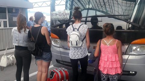На кордоні у Раві-Руській затримали 24-річну власницю польського борделю з трьома українками