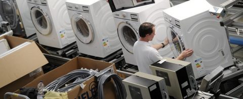 Виробництво побутової техніки в Польщі не обходиться без українців