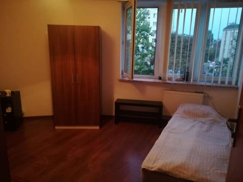 Економне житло для хлопця