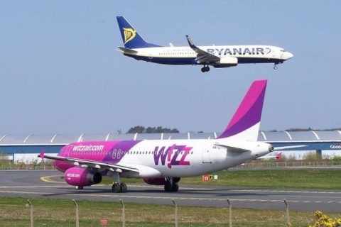 У Wizz Аіг допустили зниження цін через вихід на український ринок Ryanair