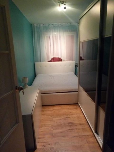 Кімната для дівчини у столиці