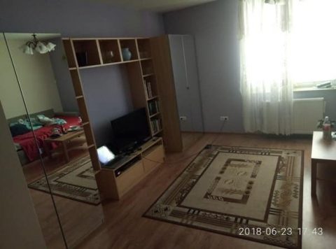 Кімната в будиночку