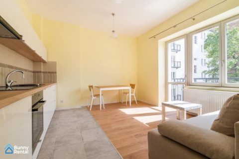 Квартира з внутрішнім двориком