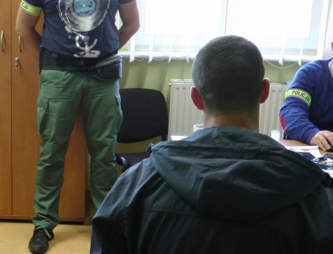 Трьох поляків затримано за напад на українського таксиста