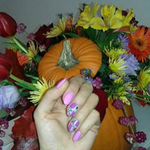 Гаряча ціна на манікюр