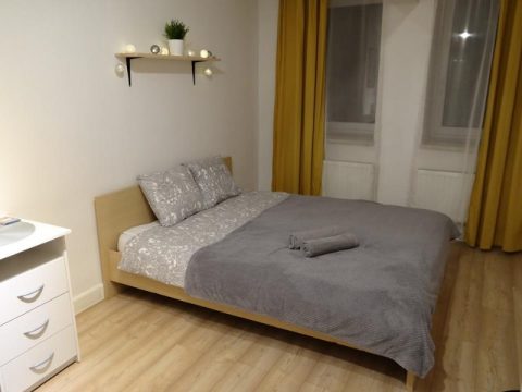 Велика кімната для двох осіб