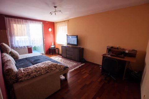 Помешкання для дівчини