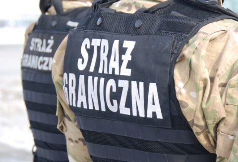 Потягом Київ-Варшава за півроку провезли контрабандних сигарет на понад 2 млн злотих