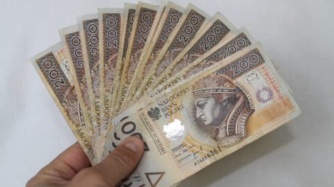 Дедалі більше українців відмовляються працювати у Польщі за “мінімалку”