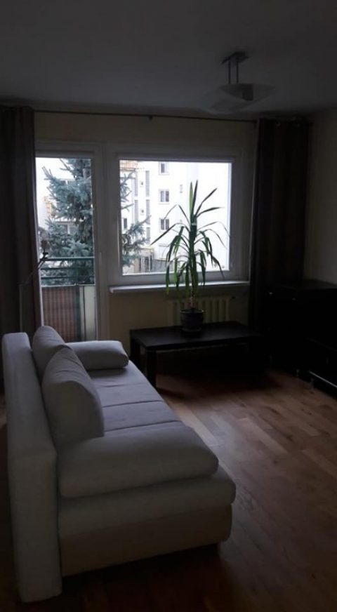 Житло для жінок та дівчат