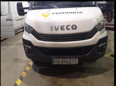 Стали відомі подробиці затримання мікроавтобуса Укрпошти з контрабандою