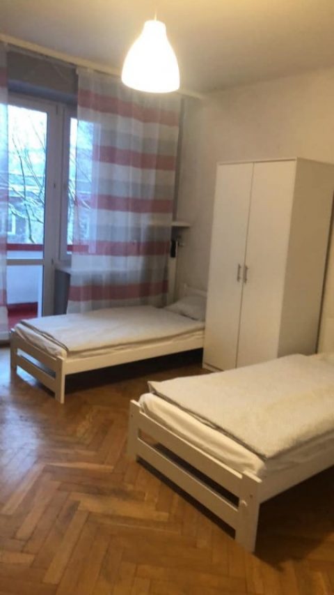 Два місця в кімнаті