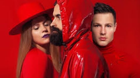 Вперше з концертом!