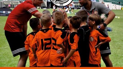 Весняний набір триває