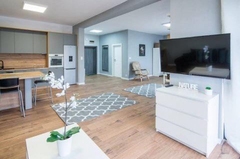 Ціла окрема квартира