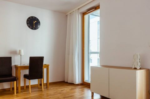 Квартира-студія з паркінгом