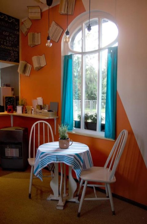 Маленька кав’ярня