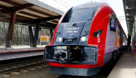 Пасажири Polregio їздитимуть громадським транспортом Варшави за дармо