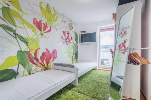 Gdansk Morena 2-4osoby 10 minut na Starowke autobusem i 15 min na plaze