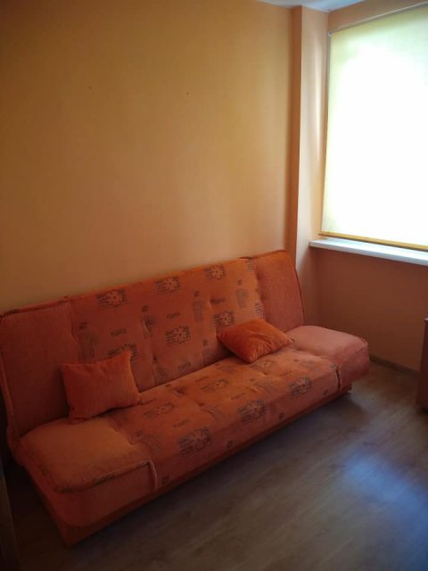 Сдам комнату в трехкомнатной квартире для одного человека. Вроцлав!