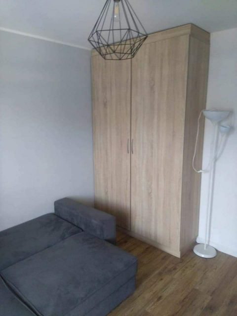 В 3х комнатной квартире сдаётся место для парня.