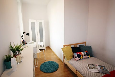 Bezpośrednio wynajmę pokój jednoosobowy przy Wola Parku , internet 300 Mb/s