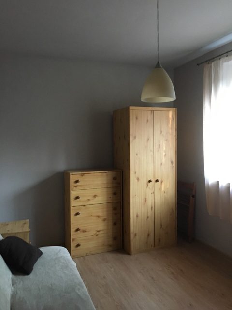 Сдам уютную комнату для одного человека.