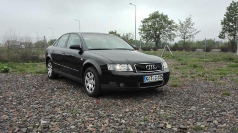 AUDI A4 2001 2.0BENZYNA 8400 zł