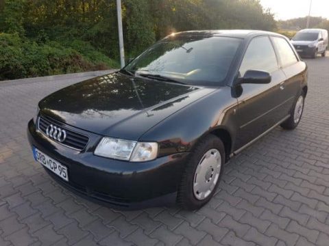 Sprzedam Audi A3 8l z silnikiem benzynowym 1.8 o mocy 125 KM.