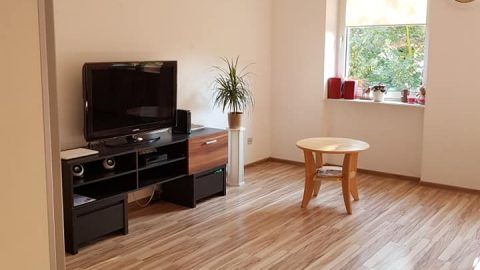 Сдаётся большая светлая комната.Do wynajęcia duży jasny pokój!