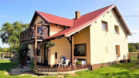 DOM W BIAŁEJ PANIEŃSKIEJ ( GMINA RYCHWAŁ ) 340 000 zł