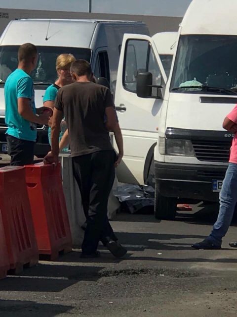 У пункті пропуску Корчова-Краківець в черзі померла громадянка України