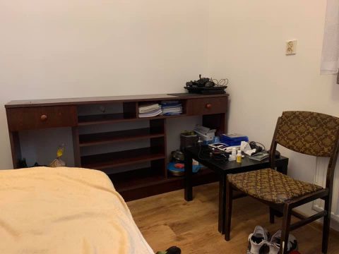 Здається кімната в квартирі в центрі міста 600 кауція