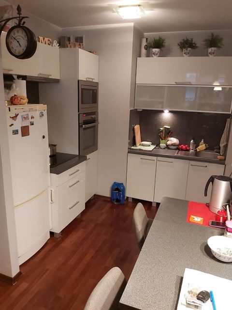 КІМНАТА ВАРШАВА.СУЧАСНІЙ РЕМОНТ.ОРЕНДА.