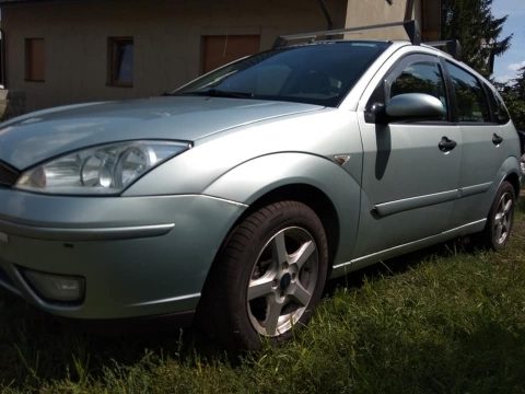 5700 zł Ford Focus 1,6 benzyne 200