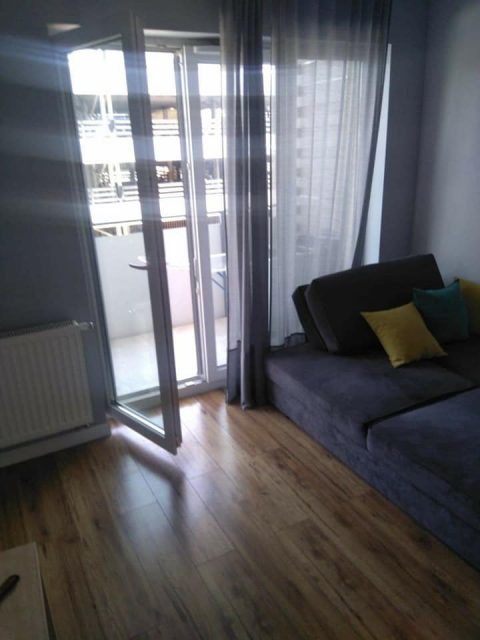 Комната в 3х комнатной квартире.Комната в аренду.