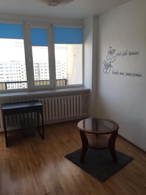 Pokój duży 18m2 (na Osiedlu Oświecenia)