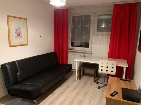 Dwupokojowe mieszkanie blisko Łazienek Królewskich