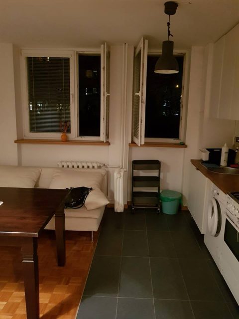 В Варшаве свободна комната для пары