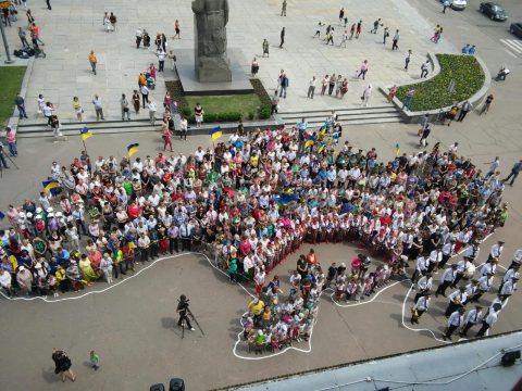В Україні помирає більше, ніж народжується, ще й виїжджає більше, ніж приїжджає –  міністр Кабінету міністрів