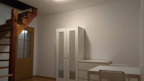 Комнаты в аренду в 3х комнатной квартире.