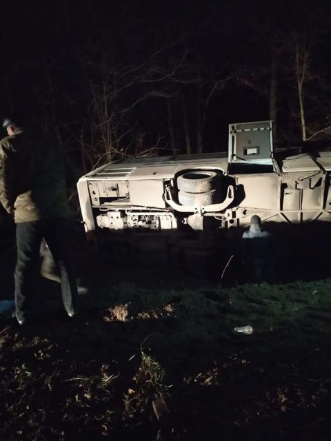 На трасі Київ-Чоп по дорозі в Польщу перекинувся міжнародний автобус