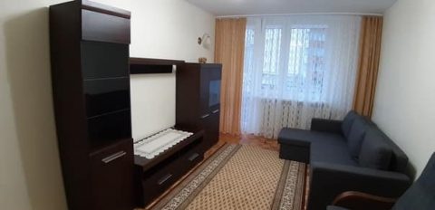 Комната с балконом