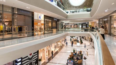 Свято наближається: у найближчий вікенд магазини в Польщі будуть зачиненими